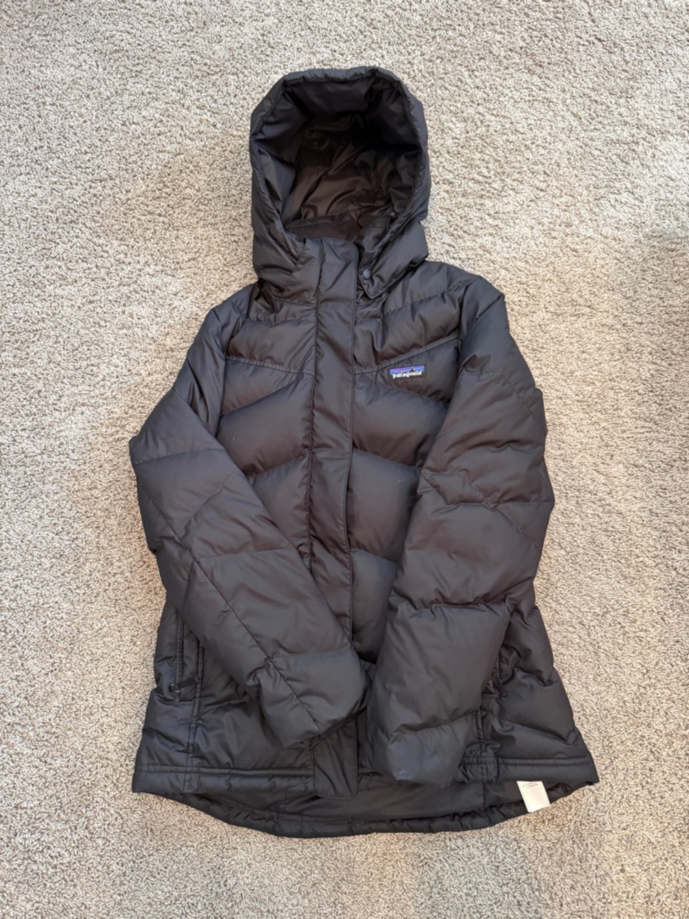 Patagonia Women’s Down With It Insulated Hooded Jacket, Black, Small